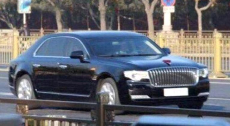 Китайский Автомобиль Представительского Класса Hongqi N501 Дебютировал в Африке