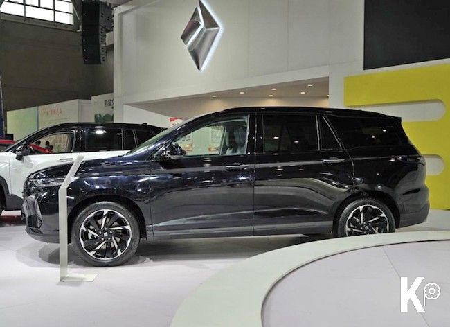 На Автосалоне в Чунцине Показали Кроссовер Baojun RS-7
